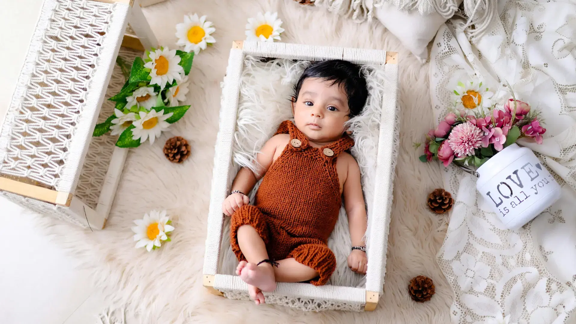 200+ Tamil Baby Girl & Boy Names with Meaning
